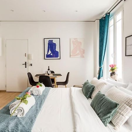 Suite Paris, Tour Eiffel, Champs Elysees Buitenkant foto