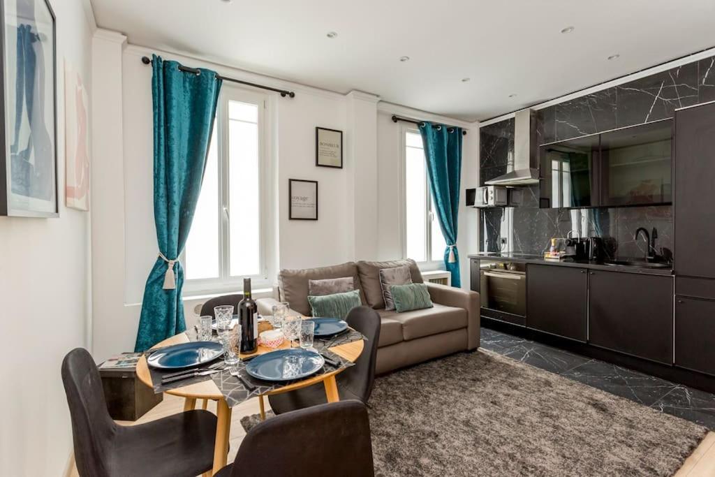 Suite Paris, Tour Eiffel, Champs Elysees Buitenkant foto