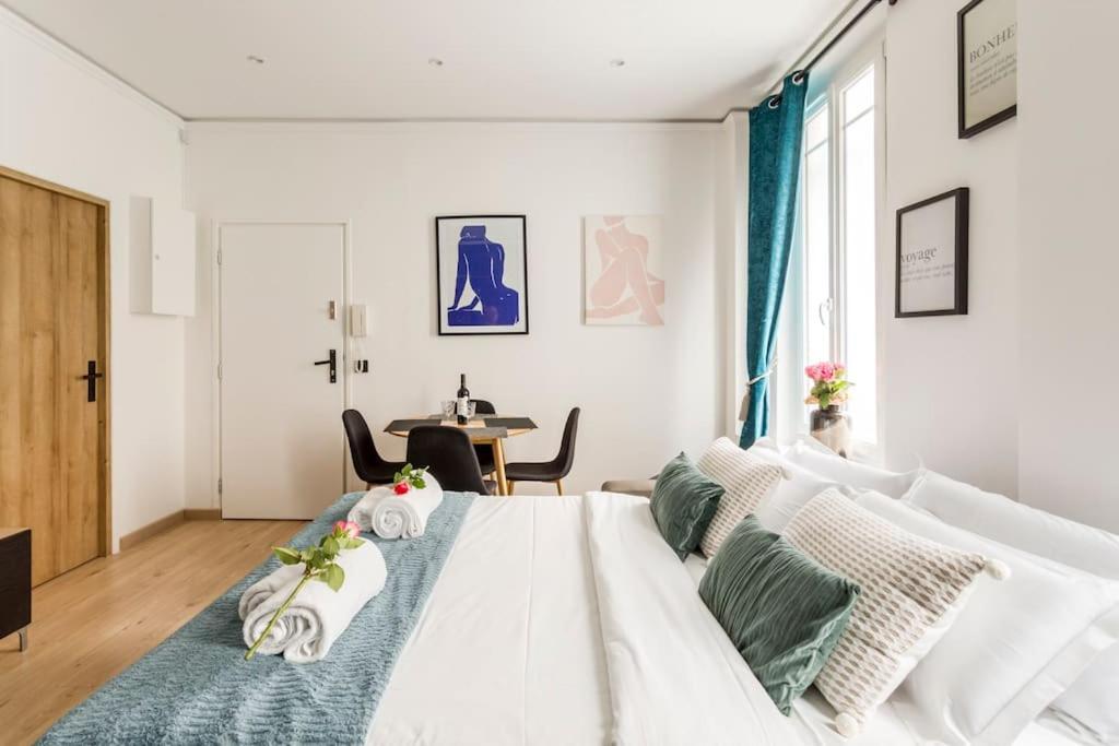 Suite Paris, Tour Eiffel, Champs Elysees Buitenkant foto