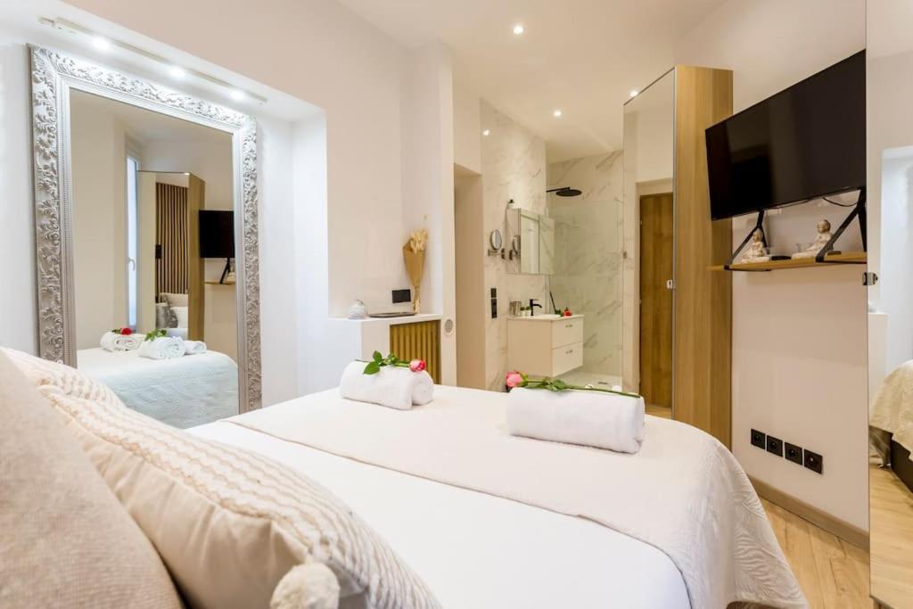 Suite Paris, Tour Eiffel, Champs Elysees Buitenkant foto